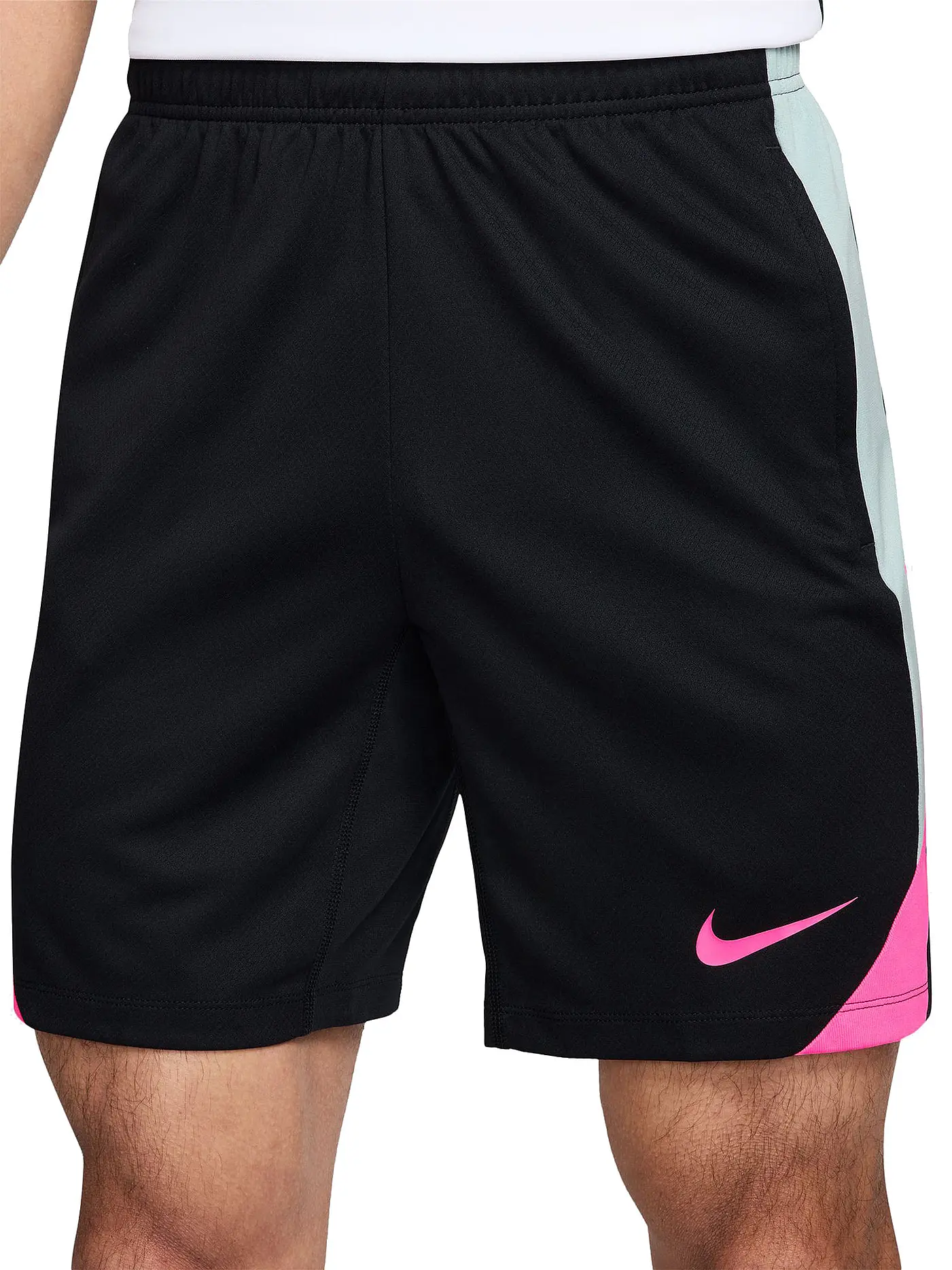 NIKE | Herren Fußballshort Strike | 